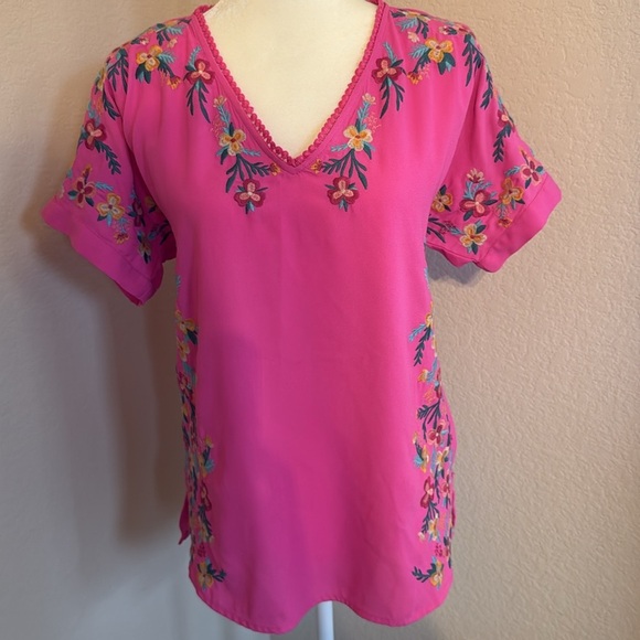 Pink Embroidered Mexican Style Too Shirt Sz Small - Picture 2 of 9